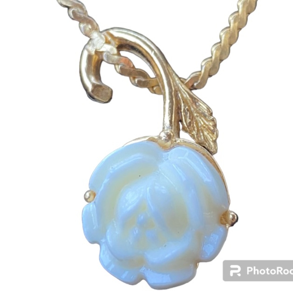 Necklace, 3 dimensional acrylic carved white rose on beaded gold tone chain